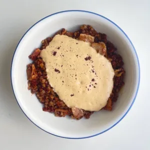 Гречка с курицей и муссом пармезан