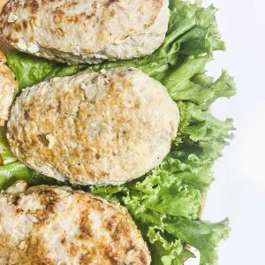 Котлета свинина и курица, 1 шт (100 г)