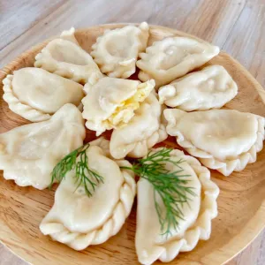 Вареники с квашеной капустой
